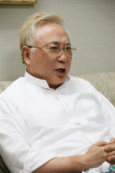 最新の韓国情勢について語る高須院長