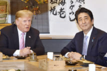 トランプ大統領は喜んでくれたようだが(共同通信社)