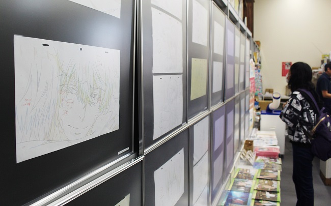 徳島の書店で開催されている京都アニメーション作品の原画展（時事通信フォト）