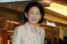 変化が見られる紀子さま(撮影/JMPA)