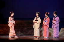 『ももクロ一座特別公演』の様子 ※二次使用不可