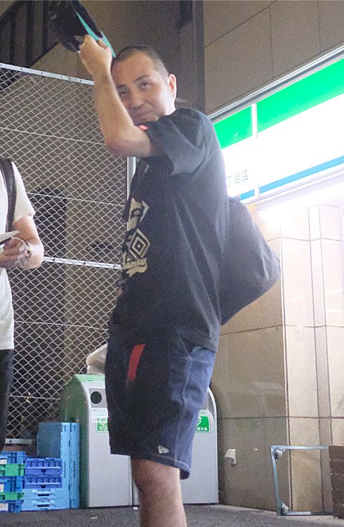 「住宅ローンはヤバい」と語る