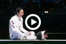 epa03327622 A Lam Shin of South Korea reacts after losing to Britta Heidemann of Germany in their Women's Individual Epee semi final in the London 2012 Olympic Games Fencing competition, London, Britain, 30 July 2012. EPA/SERGEI ILNITSKY