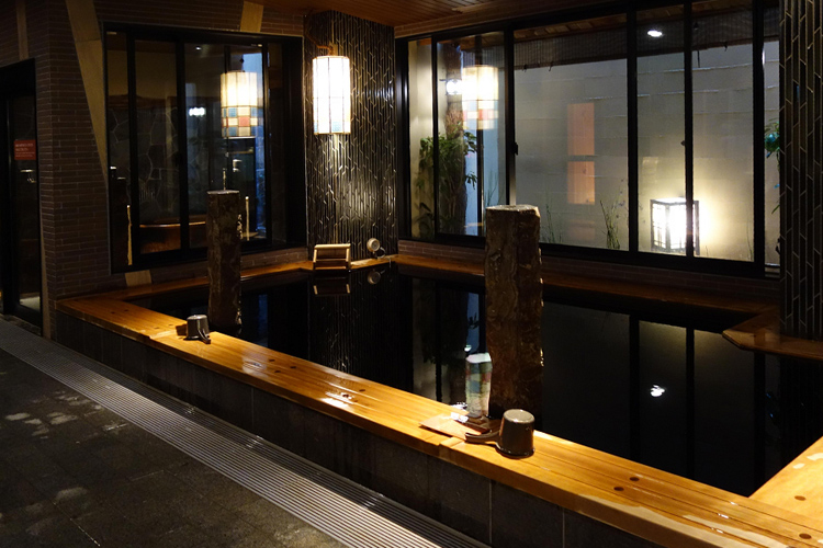 「御宿 野乃」の温泉は本格的な温泉旅館の風情