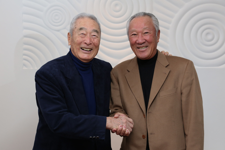 激レア】村田兆治 名球会記念品「握る」 佐々木朗希 大谷翔平 野球