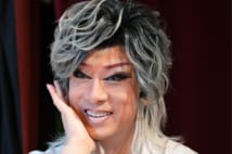 大衆演劇のスター・大川良太郎 毒舌な客いじりの根底に愛