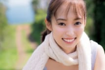 女優転身の山口真帆がグラビアで見せる“大人の美”