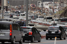 巨大地震が起きた後は車移動が困難に(時事通信フォト)