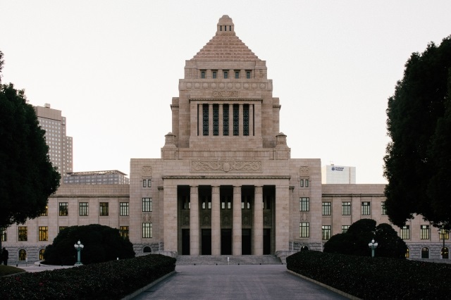 「日本を変えたい」と市議選出馬を決意する
